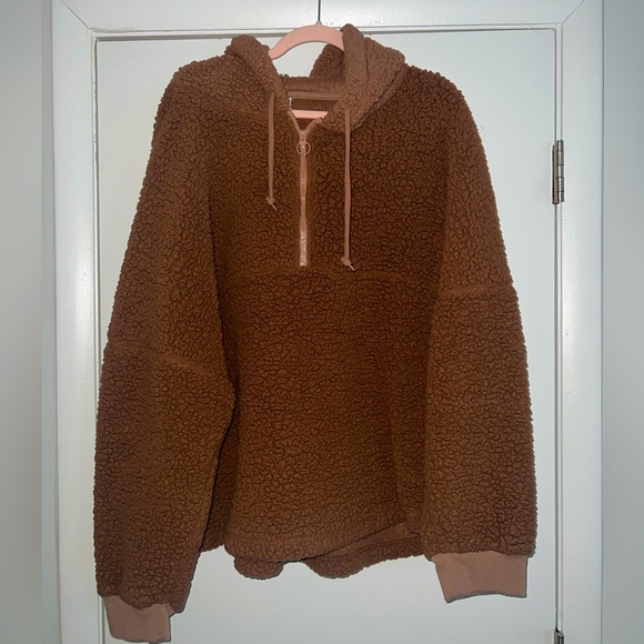 PINK Jackets & Blazers - XL BROWN VICTORIA'S SECRET PINK VARSITY SHERPA HALF ZIP PULLOVER JACKET- NWOT